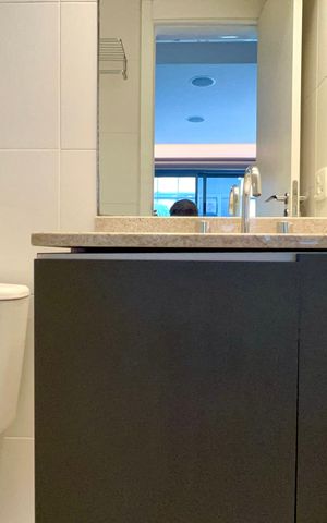 Studio para alugar com 33m², 1 quarto e 1 vaga Studio para alugar com 33m², 1 quarto e 1 vagaBanheiro