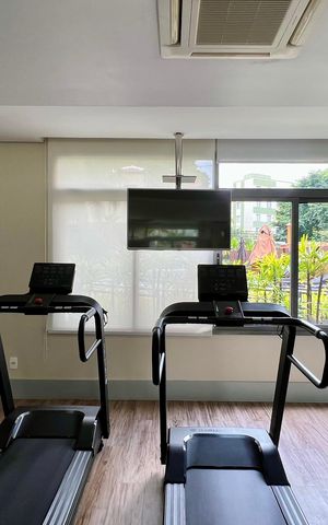 Studio para alugar com 33m², 1 quarto e 1 vaga Studio para alugar com 33m², 1 quarto e 1 vagaAcademia