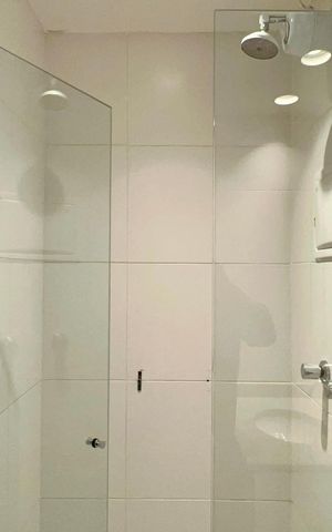 Studio para alugar com 33m², 1 quarto e 1 vaga Studio para alugar com 33m², 1 quarto e 1 vagaBanheiro