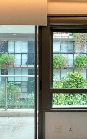 Studio para alugar com 33m², 1 quarto e 1 vaga Studio para alugar com 33m², 1 quarto e 1 vagaVaranda