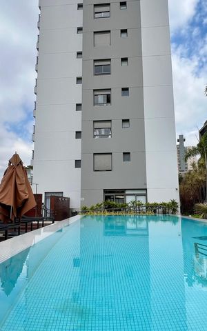 Studio para alugar com 33m², 1 quarto e 1 vaga Studio para alugar com 33m², 1 quarto e 1 vagaPiscina
