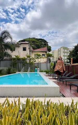 Studio para alugar com 33m², 1 quarto e 1 vaga Studio para alugar com 33m², 1 quarto e 1 vagaPiscina