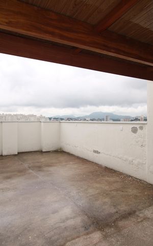 Apartamento à venda com 97m², 2 quartos e 1 vagaÁrea de Serviço