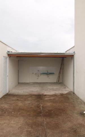 Apartamento à venda com 97m², 2 quartos e 1 vagaÁrea de Serviço