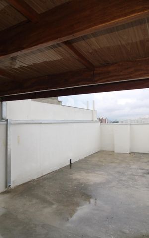 Apartamento à venda com 97m², 2 quartos e 1 vagaÁrea de Serviço