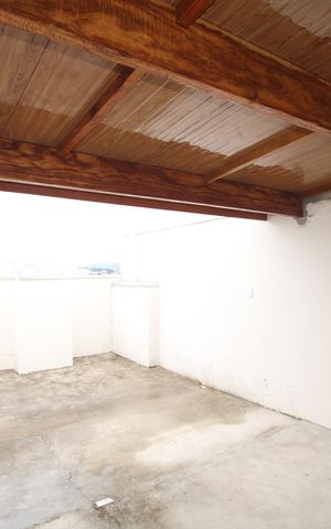 Apartamento à venda com 79m², 1 quarto e sem vagaÁrea de Serviço