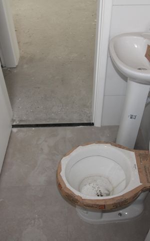 Apartamento à venda com 37m², 1 quarto e sem vagaBanheiro