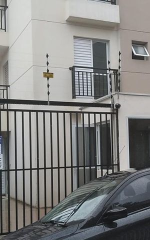 Apartamento à venda com 37m², 1 quarto e sem vaga Apartamento à venda com 37m², 1 quarto e sem vagaFachada