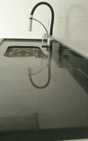 Apartamento à venda com 83m², 2 quartos e 2 vagasCozinha 