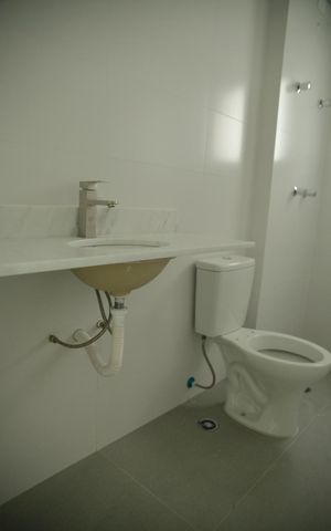 Apartamento à venda com 83m², 2 quartos e 2 vagasBanheiro Social 
