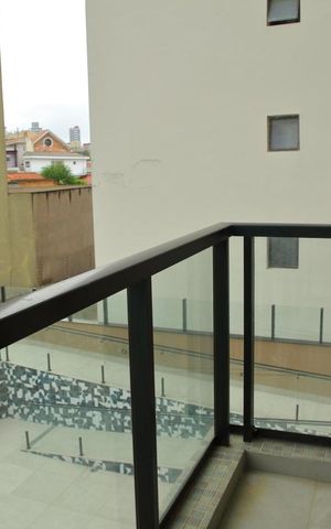 Apartamento à venda com 83m², 2 quartos e 2 vagasSuíte - sacada 