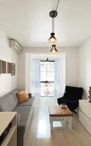 Apartamento à venda com 42m², 1 quarto e 1 vaga Apartamento à venda com 42m², 1 quarto e 1 vagaSala