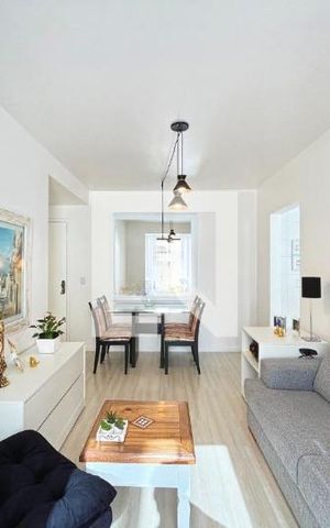 Apartamento à venda com 42m², 1 quarto e 1 vaga Apartamento à venda com 42m², 1 quarto e 1 vagaSala