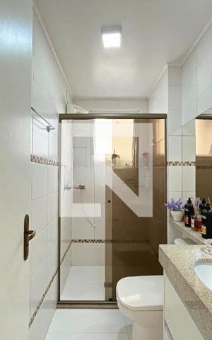 Apartamento à venda com 42m², 1 quarto e 1 vaga Apartamento à venda com 42m², 1 quarto e 1 vagaBanheiro