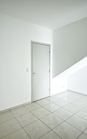 Apartamento para alugar com 46m², 1 quarto e sem vaga Apartamento para alugar com 46m², 1 quarto e sem vagaSala