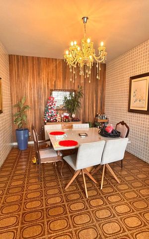 Casa para alugar com 322m², 5 quartos e 4 vagas Casa para alugar com 322m², 5 quartos e 4 vagasSala