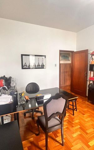 Casa para alugar com 322m², 5 quartos e 4 vagas Casa para alugar com 322m², 5 quartos e 4 vagasSala