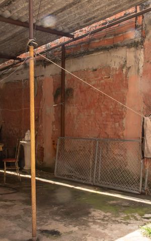 Casa à venda com 80m², 2 quartos e 3 vagasGaragem