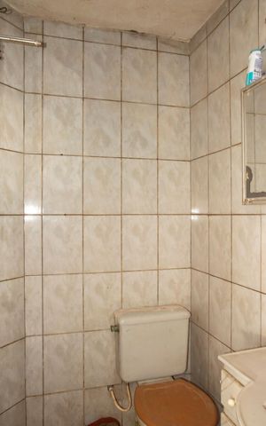 Casa à venda com 80m², 2 quartos e 3 vagasBanheiro 2