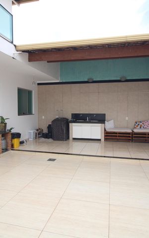 Casa para alugar com 322m², 4 quartos e 4 vagasÁrea de Serviço