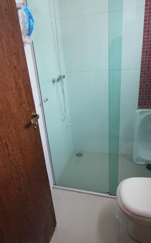 Casa para alugar com 322m², 4 quartos e 4 vagasBanheiro 2