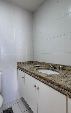 Apartamento à venda com 60m², 3 quartos e 1 vaga Apartamento à venda com 60m², 3 quartos e 1 vagaBanheiro Social