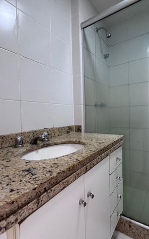 Apartamento à venda com 60m², 3 quartos e 1 vaga Apartamento à venda com 60m², 3 quartos e 1 vagaSuíte - Banheiro
