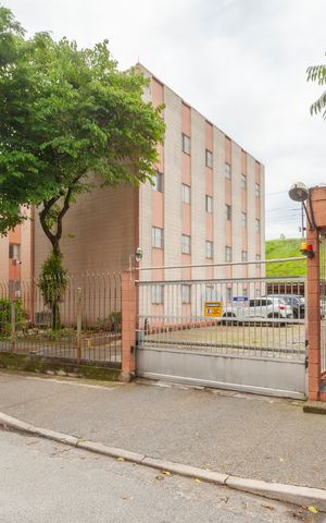 Apartamento à venda com 60m², 3 quartos e 1 vagaFachada e portaria