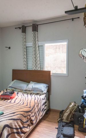 Casa à venda com 230m², 4 quartos e 4 vagas Casa à venda com 230m², 4 quartos e 4 vagasQuarto 1