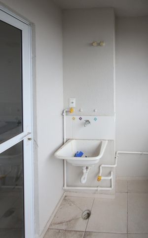 Apartamento à venda com 55m², 3 quartos e 1 vaga Apartamento à venda com 55m², 3 quartos e 1 vagaCozinha e Área de Serviço