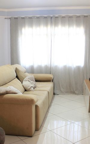 Casa à venda com 125m², 3 quartos e 4 vagasSala 