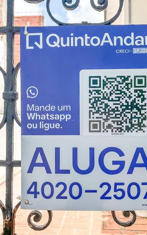 Casa para alugar com 330m², 4 quartos e 8 vagas Casa para alugar com 330m², 4 quartos e 8 vagasPlaquinha