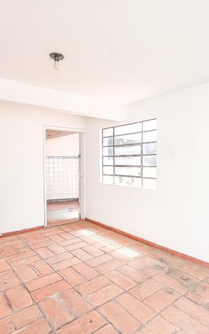 Casa para alugar com 330m², 4 quartos e 8 vagas Casa para alugar com 330m², 4 quartos e 8 vagasÁrea externa