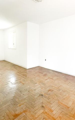 Casa para alugar com 330m², 4 quartos e 8 vagas Casa para alugar com 330m², 4 quartos e 8 vagasQuarto 1