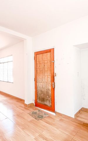 Casa para alugar com 330m², 4 quartos e 8 vagas Casa para alugar com 330m², 4 quartos e 8 vagasCozinha
