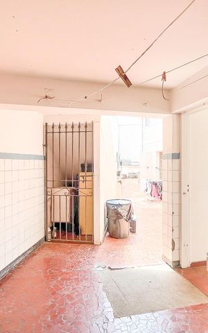 Casa para alugar com 330m², 4 quartos e 8 vagas Casa para alugar com 330m², 4 quartos e 8 vagasÁrea de Serviço