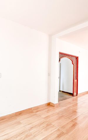 Casa para alugar com 330m², 4 quartos e 8 vagas Casa para alugar com 330m², 4 quartos e 8 vagasCozinha