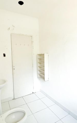 Casa para alugar com 330m², 4 quartos e 8 vagas Casa para alugar com 330m², 4 quartos e 8 vagasBanheiro 1