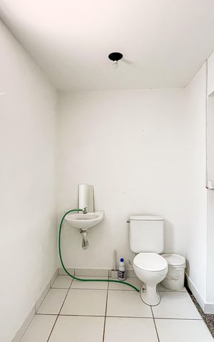 Casa para alugar com 330m², 4 quartos e 8 vagas Casa para alugar com 330m², 4 quartos e 8 vagasBanheiro