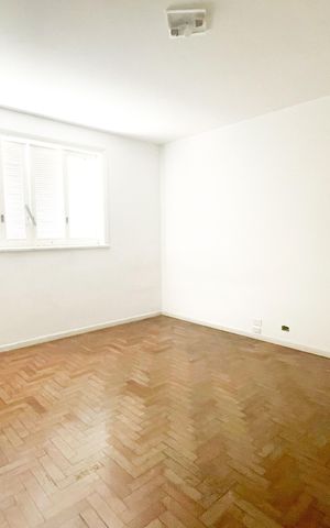 Casa para alugar com 330m², 4 quartos e 8 vagas Casa para alugar com 330m², 4 quartos e 8 vagasQuarto 4