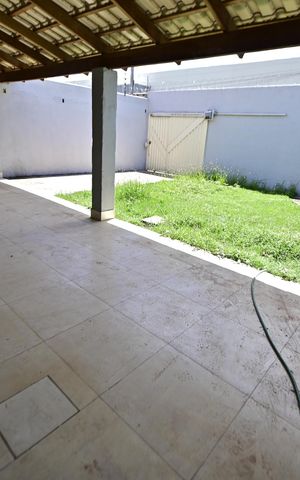 Casa à venda com 250m², 3 quartos e 3 vagas