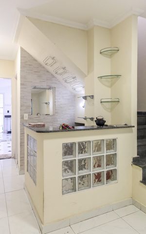 Casa para alugar com 300m², 4 quartos e 4 vagasSala 