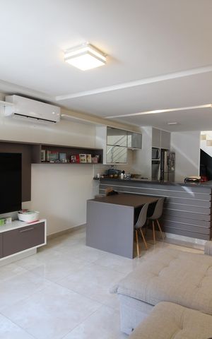Casa de condomínio para alugar com 120m², 2 quartos e 1 vagaSala