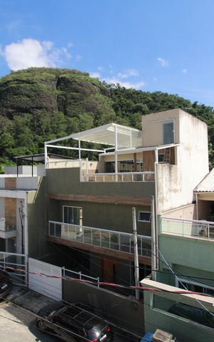 Casa de condomínio para alugar com 120m², 2 quartos e 1 vagaVista