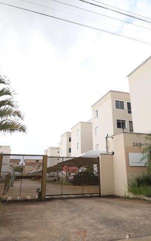 Apartamento para alugar com 50m², 2 quartos e 1 vagaFachada e portaria