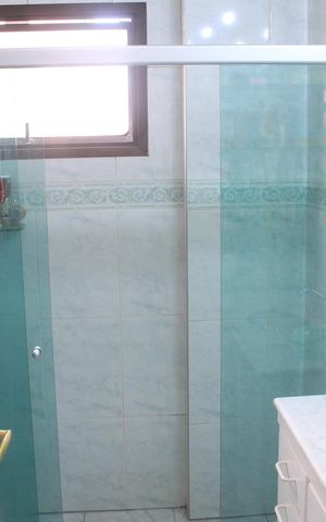 Apartamento à venda com 240m², 3 quartos e 4 vagasBanheiro da Suíte 1