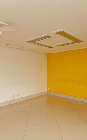 Apartamento à venda com 139m², 4 quartos e 2 vagas Apartamento à venda com 139m², 4 quartos e 2 vagasSala
