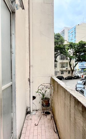 Apartamento à venda com 66m², 2 quartos e sem vaga Apartamento à venda com 66m², 2 quartos e sem vagaVaranda quarto 2