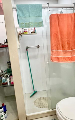 Apartamento à venda com 66m², 2 quartos e sem vaga Apartamento à venda com 66m², 2 quartos e sem vagaBanheiro