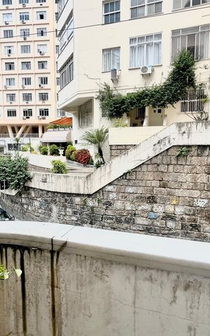 Apartamento à venda com 66m², 2 quartos e sem vaga Apartamento à venda com 66m², 2 quartos e sem vagaVaranda sala